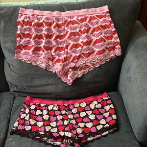Victoria's Secret Love Lips and hearts Lace Hem Sleep Shorts XL Bundle